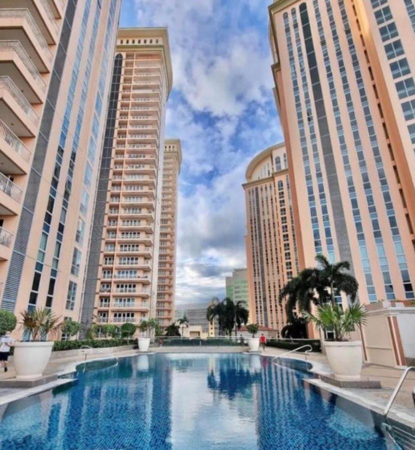 Venice Luxury Residences Taguig Exterior foto